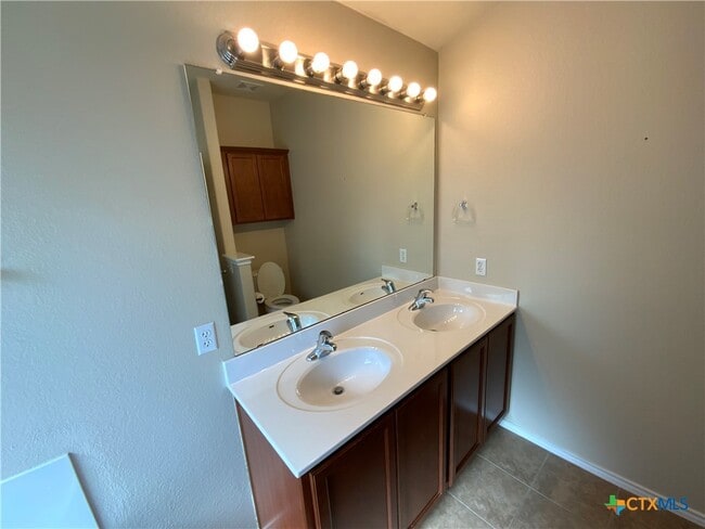 Building Photo - 5911 Hopkins Dr