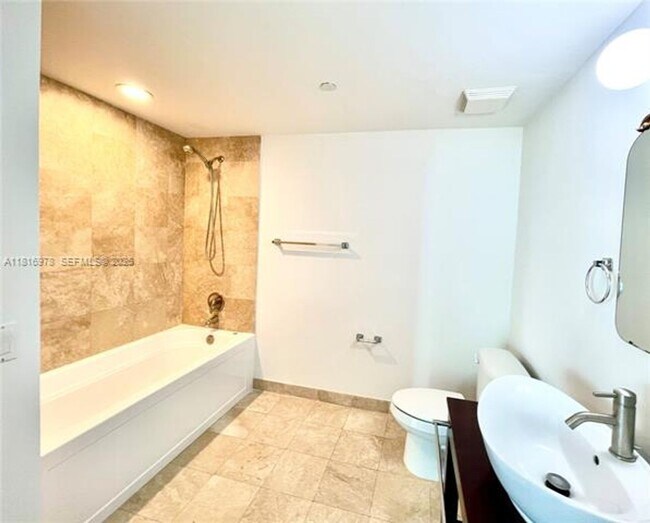 Building Photo - 350 S Miami Ave