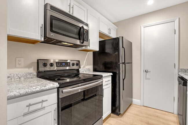 Building Photo - 12036 FL A1AAlt