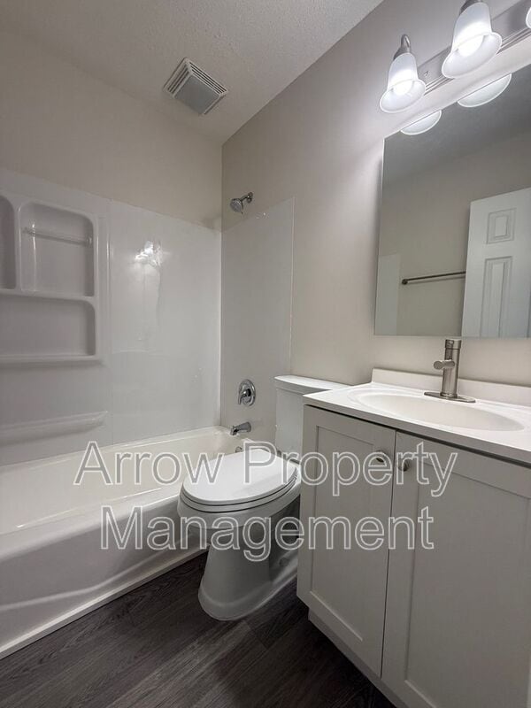 Building Photo - 1315 F St