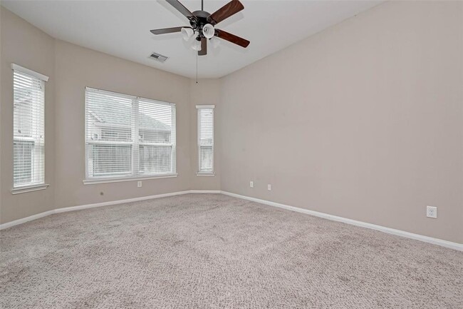 Building Photo - 10019 Taylor Springs Ln
