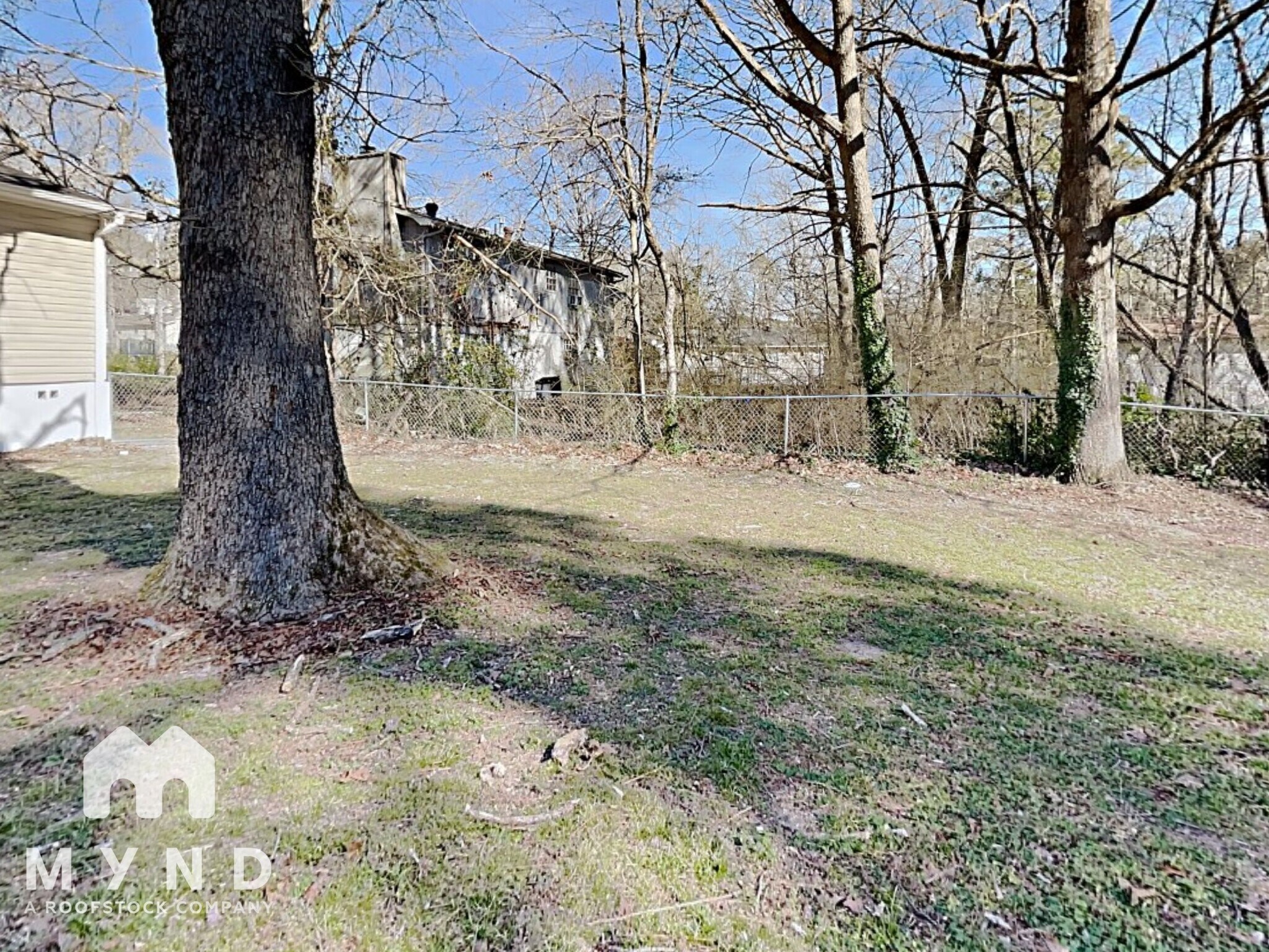 Building Photo - 5967 Shane Cir