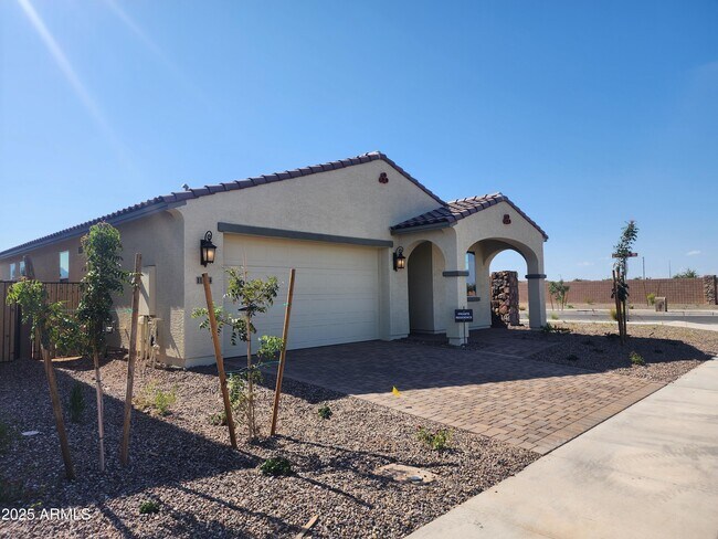 Building Photo - 11214 N 168th Dr