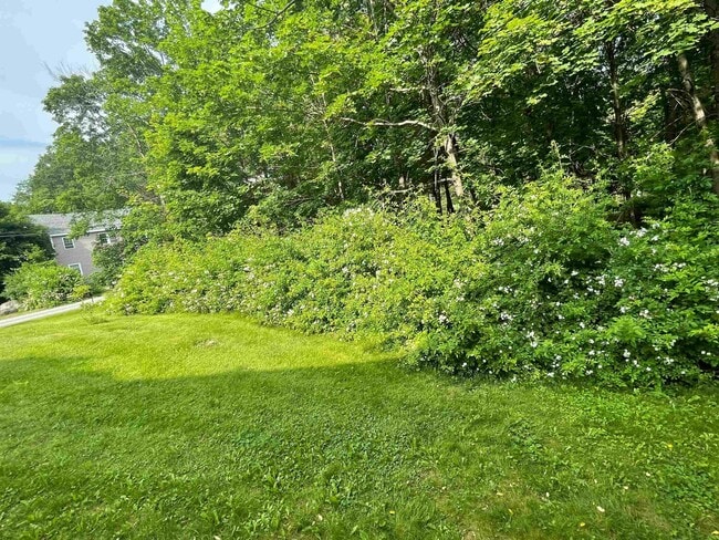 Building Photo - 35 Mill Pond Rd