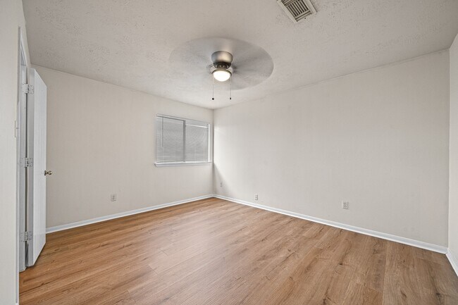 Building Photo - 21115 Hidden Bridle Ct