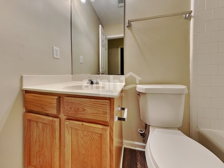 Building Photo - 1134 Dunedin Trl