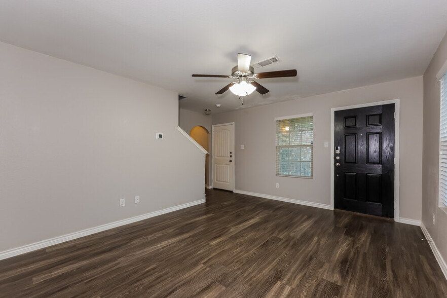 Building Photo - 12810 Kyla Jean Ct