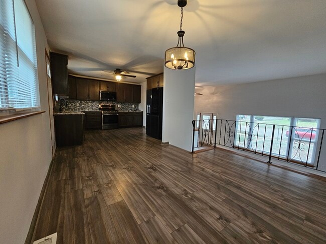 Building Photo - 7518 Taney Pl