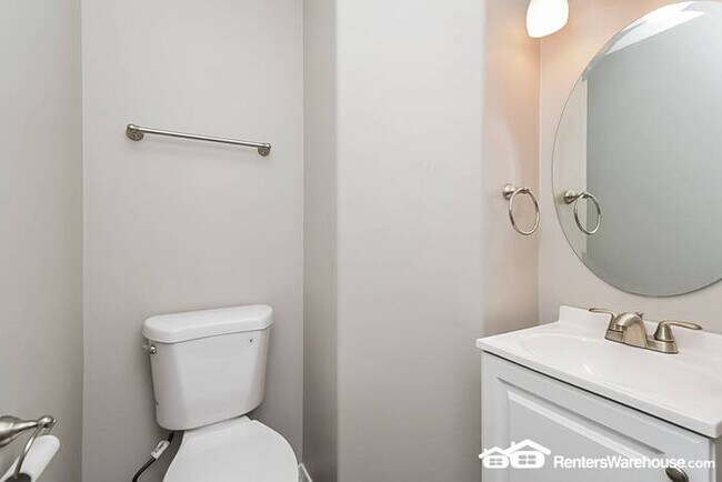 Building Photo - Spacious updated 4 Bed, 3 Bath home in Tuc...