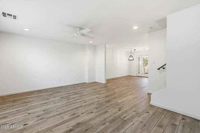 Building Photo - 6131 N Granite Reef Rd