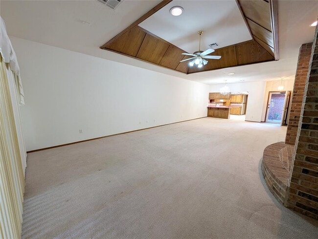 Building Photo - 12327 Greenlea Chase W