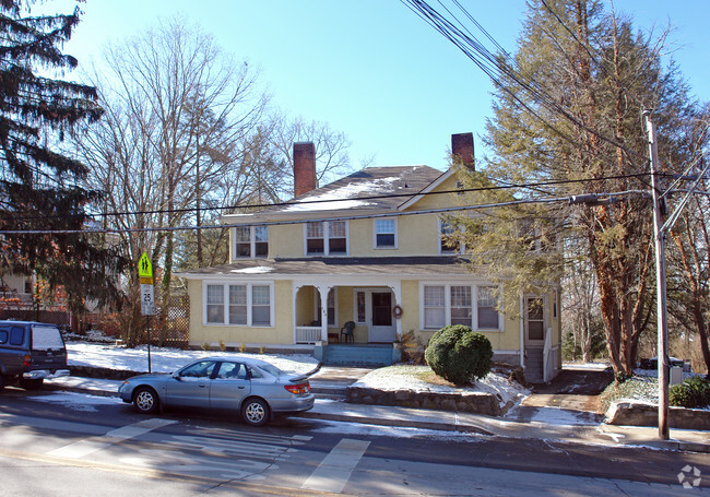 Primary Photo - 124 Montford Ave