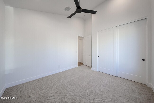Building Photo - 6329 N 10th Dr