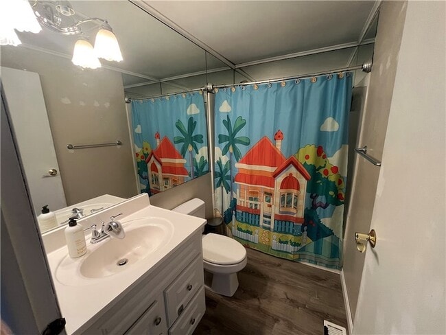 Building Photo - 3000 Ridge Rd