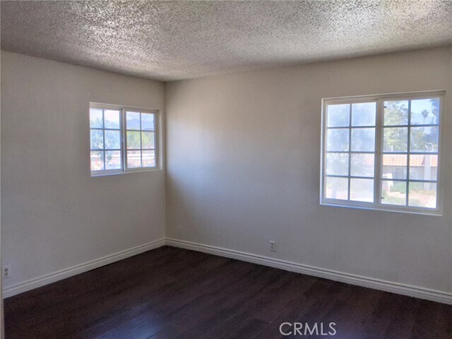 Building Photo - 435 N Hamilton Ave