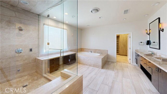 Building Photo - 3339 Pso Del Sol