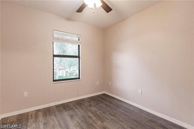 Building Photo - 1375 Artesia Dr E