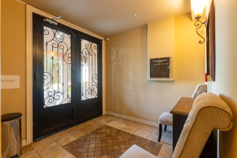 Building Photo - 5305 Bellingham Ave