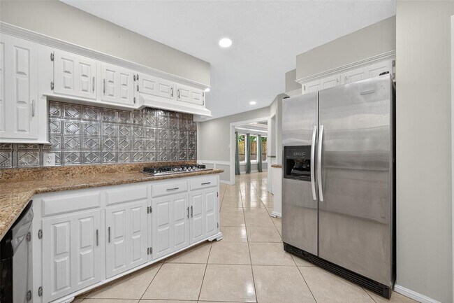 Building Photo - 663 Ravensworth Dr
