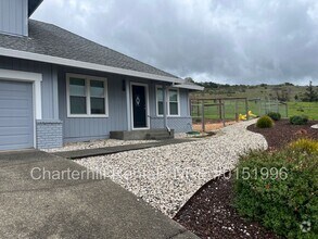 Building Photo - Beautiful granny unit in the Bennett Valle...