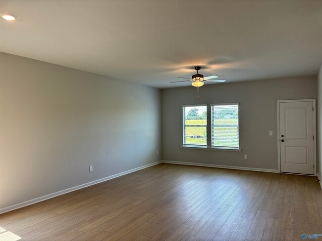 Building Photo - 15378 GRAYSON CIR