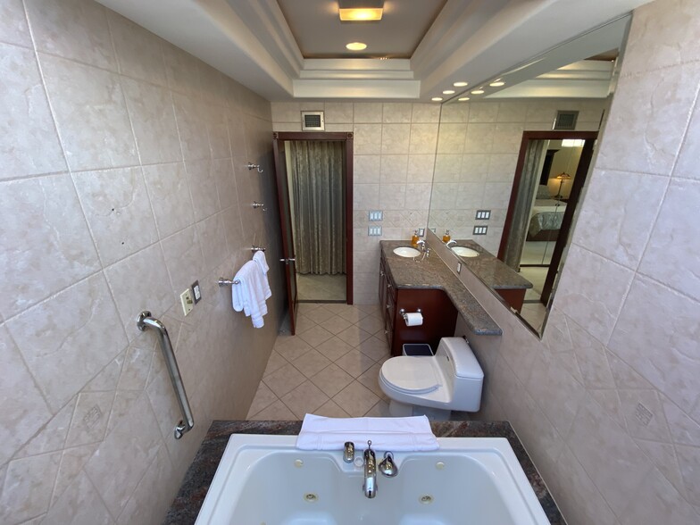 Master bathroom view from jetted tub - 5146 Dorado Dr