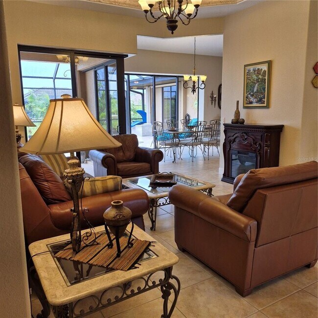 Building Photo - **ROTONDA WEST, 3/2/2, POOL HOME**