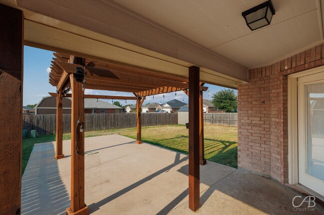 Building Photo - For Lease