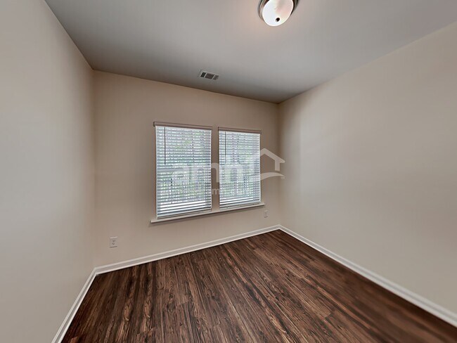 Building Photo - 53 Shelby Ct