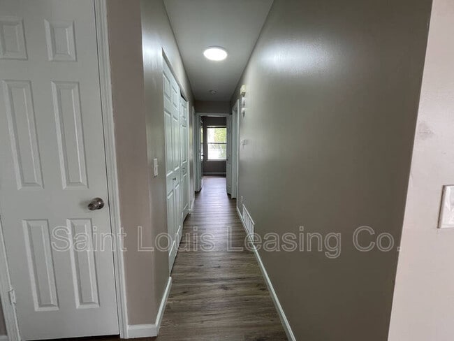 Building Photo - 864 Liberty Village Dr