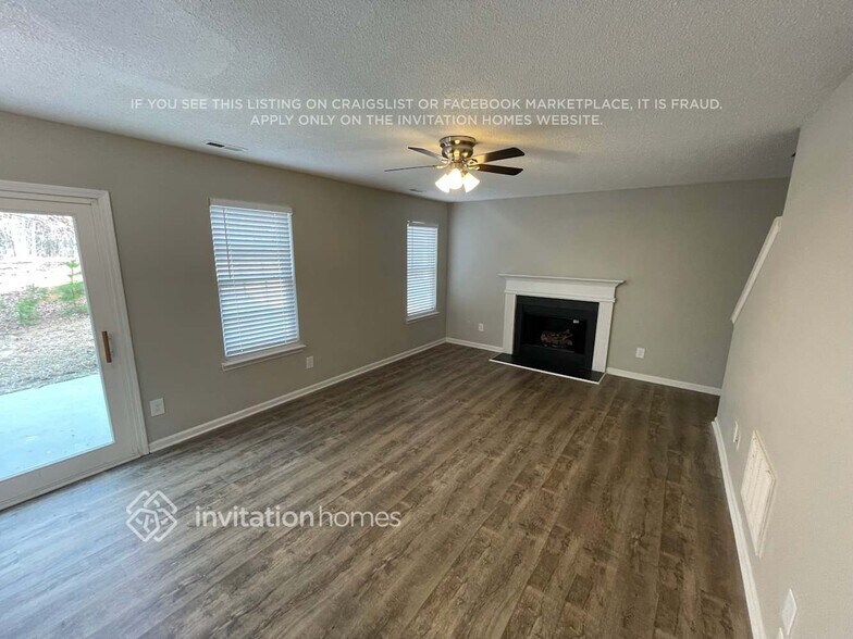 Building Photo - 10324 Covingtonwood Dr