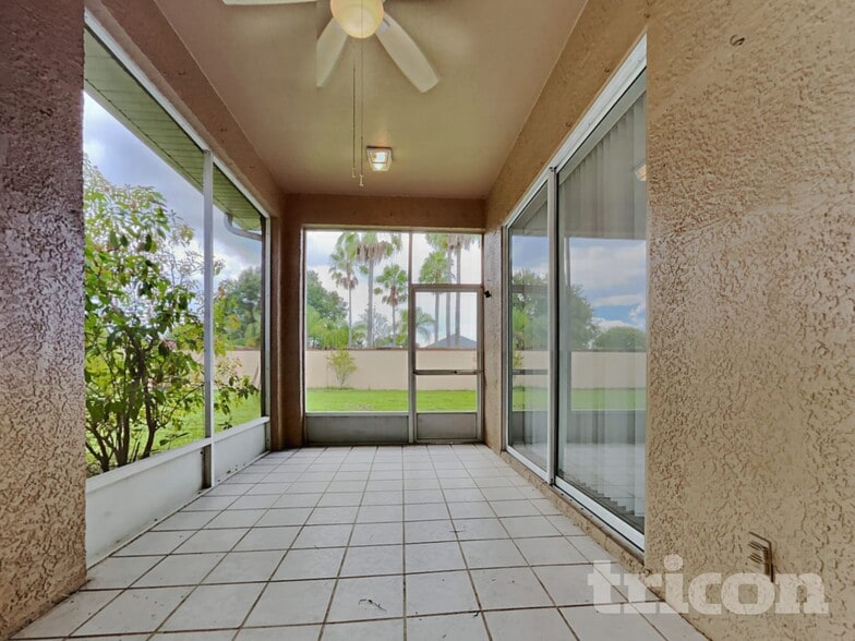 Building Photo - 3508 Pendleton Way