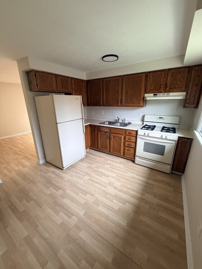 Building Photo - 27 Hillbridge Cir