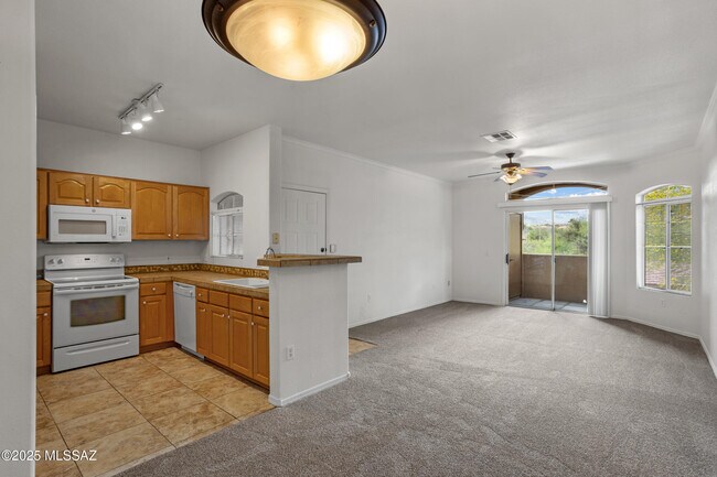 Building Photo - 7050 E Sunrise Dr