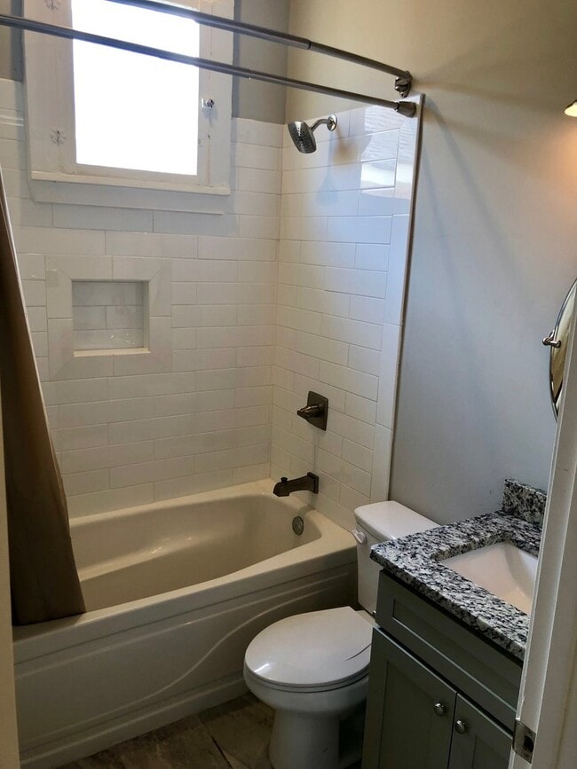 Building Photo - Single Family Home near City Park/Gentilly