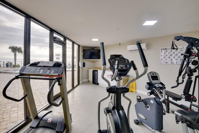 Building Photo - 3855 S Atlantic Ave