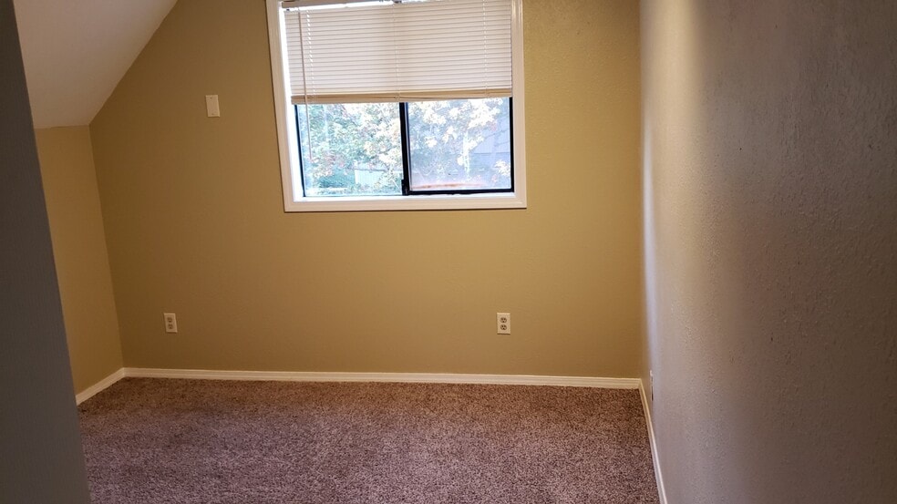 Bedroom #2 - 607 N 1st Ave