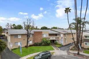 Building Photo - Melrose Place Apartments