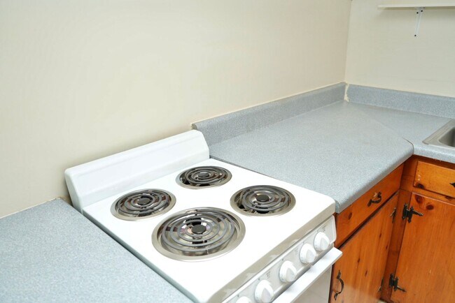 Building Photo - 109 Piedmont Ave N