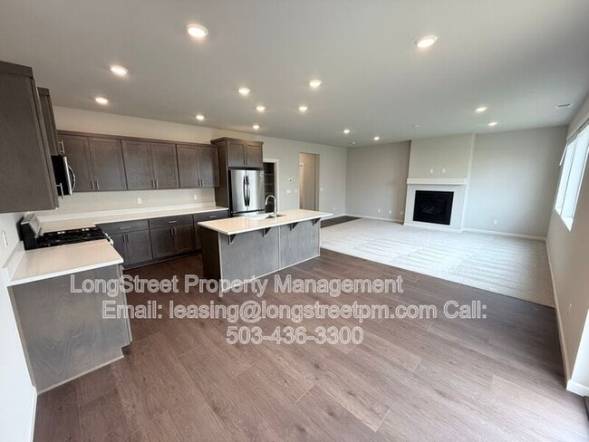 Building Photo - 5954 Henshaw St SE