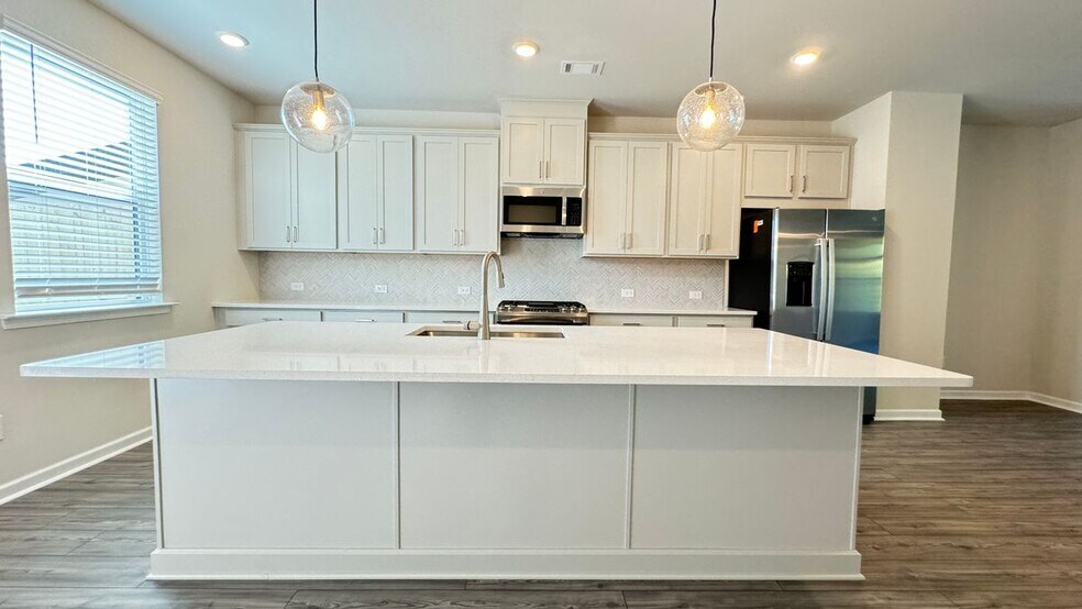 Building Photo - 53 Peeples Dr