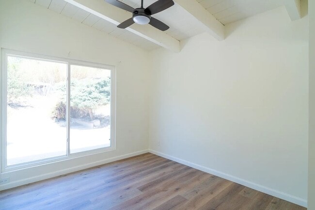 Building Photo - Newly Renovated!! 6 Bedroom property on Baja!