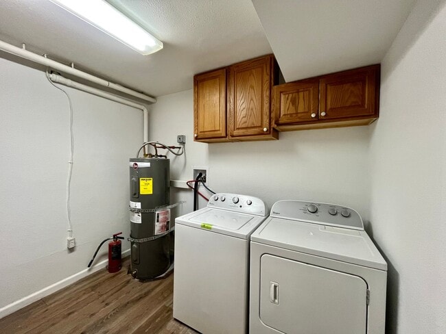 Building Photo - Renovated 4 bedroom home for rent