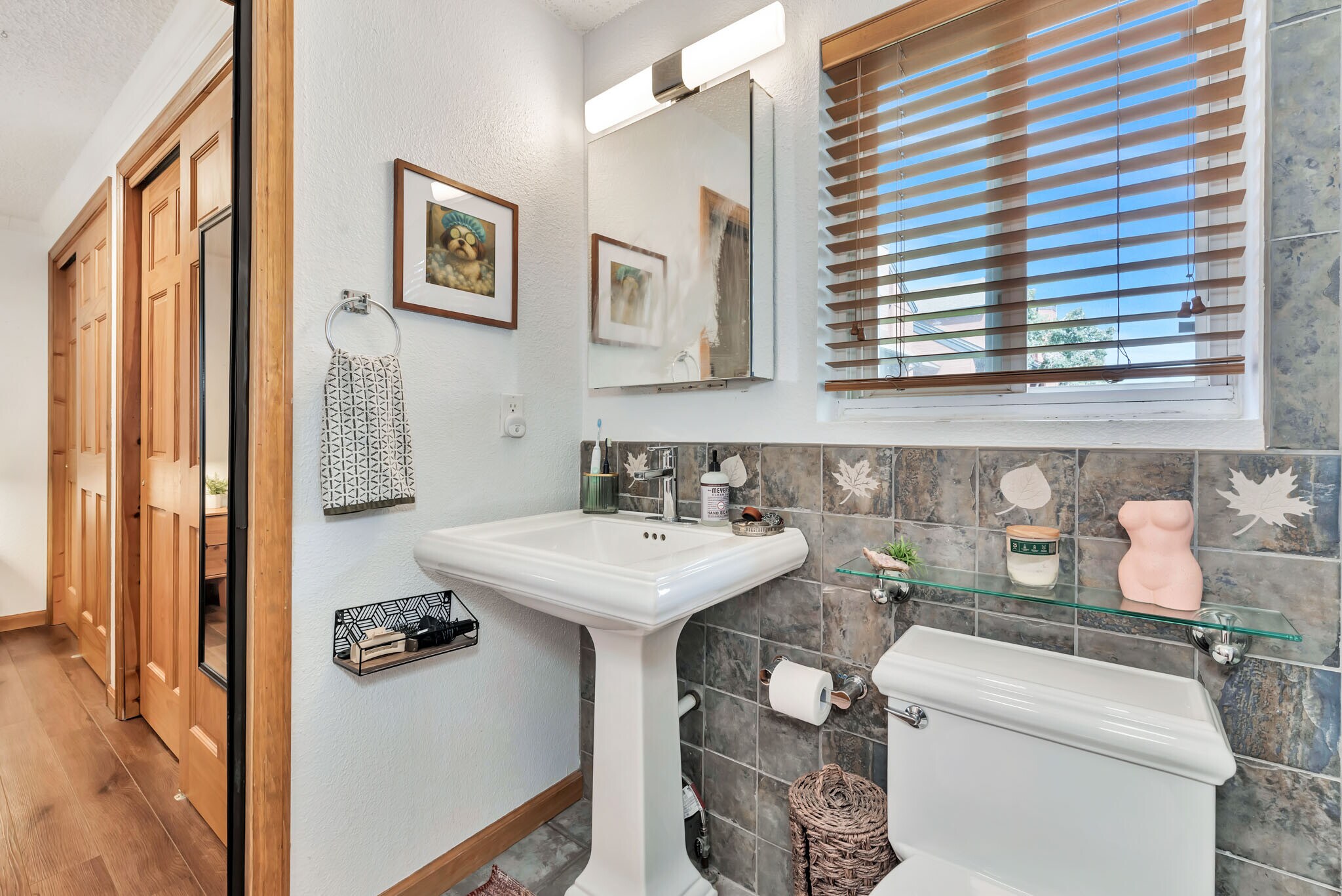 Building Photo - 3025 Columbine Dr