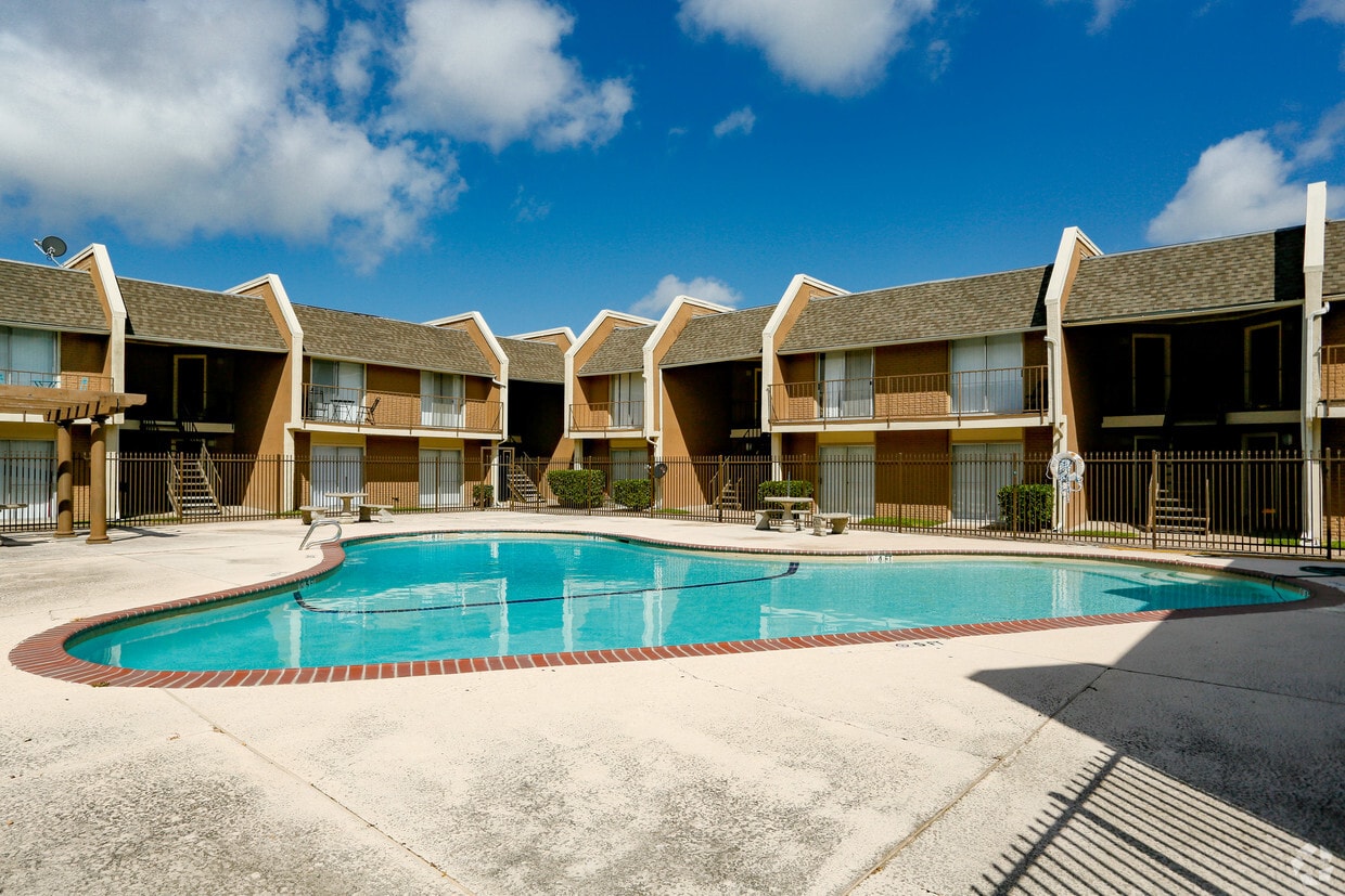 Quay Point Apartments Houston Tx Apartment Finder