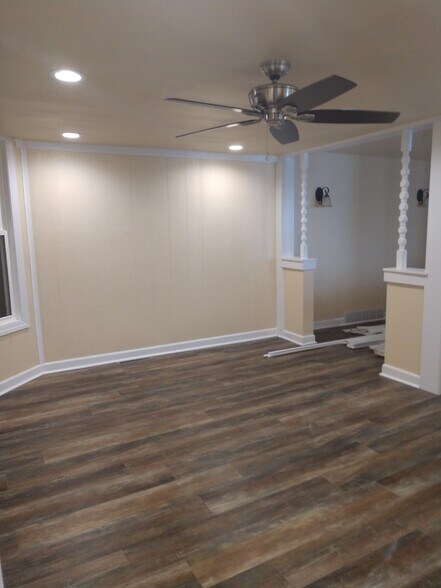 Living Room (View 1) - 1527 South 10th Street