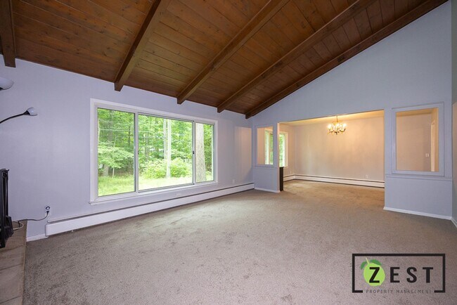 Building Photo - OPEN HOUSE Thursday August 29th 5-6pm