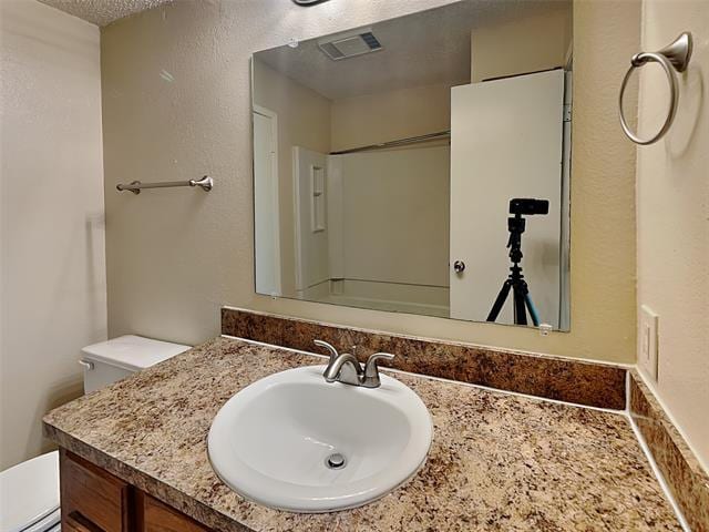 Building Photo - 930 Southmoor Dr
