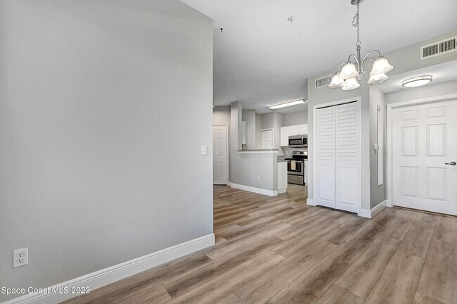 Building Photo - 5683 Star Rush Dr