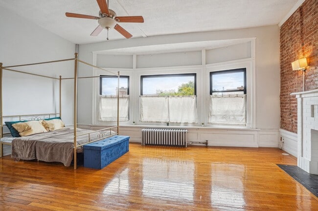 Building Photo - 93 Monticello Ave